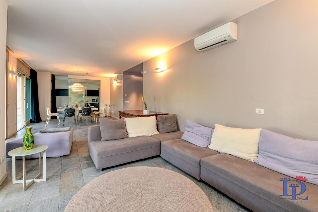 Desenzanoloft Official Partner Marriott Homes & Villas - Oscar Luxury Suite Desenzano del Garda Exteriör bild