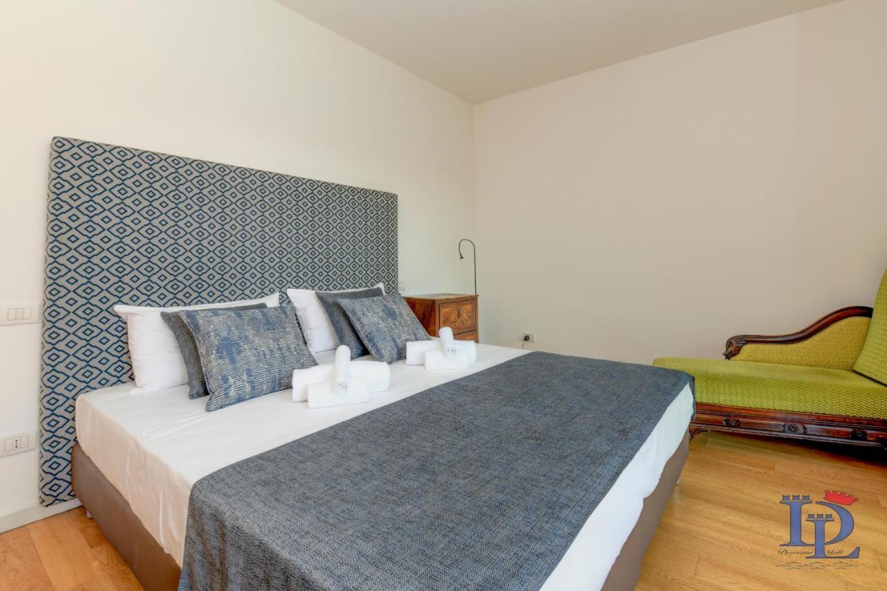 Desenzanoloft Official Partner Marriott Homes & Villas - Oscar Luxury Suite Desenzano del Garda Exteriör bild