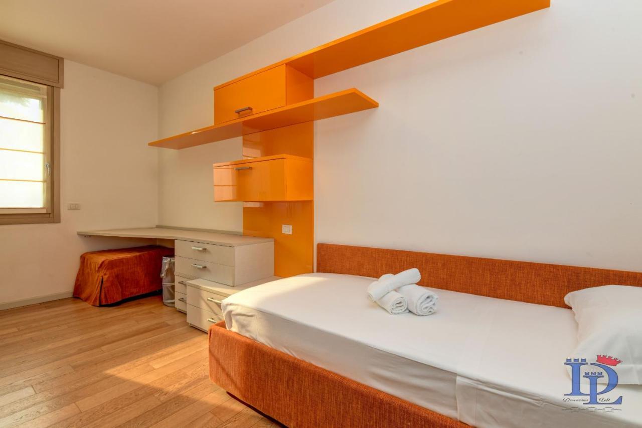 Desenzanoloft Official Partner Marriott Homes & Villas - Oscar Luxury Suite Desenzano del Garda Exteriör bild