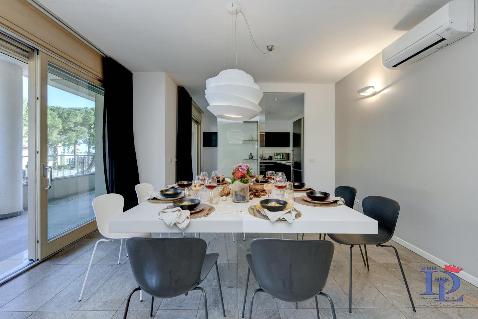 Desenzanoloft Official Partner Marriott Homes & Villas - Oscar Luxury Suite Desenzano del Garda Exteriör bild