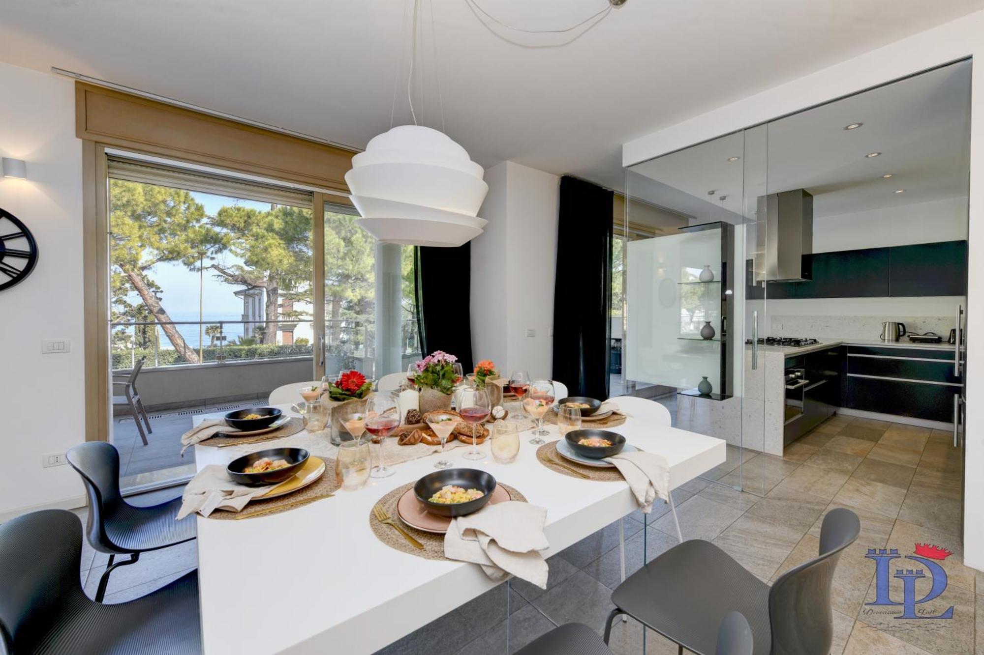 Desenzanoloft Official Partner Marriott Homes & Villas - Oscar Luxury Suite Desenzano del Garda Exteriör bild