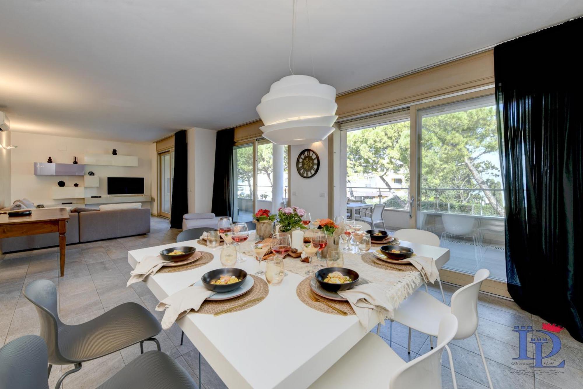 Desenzanoloft Official Partner Marriott Homes & Villas - Oscar Luxury Suite Desenzano del Garda Exteriör bild